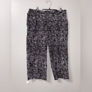 Kim Rogers Black White Floral Cropped Capris Pants Women’s 18 Coastal Grandma